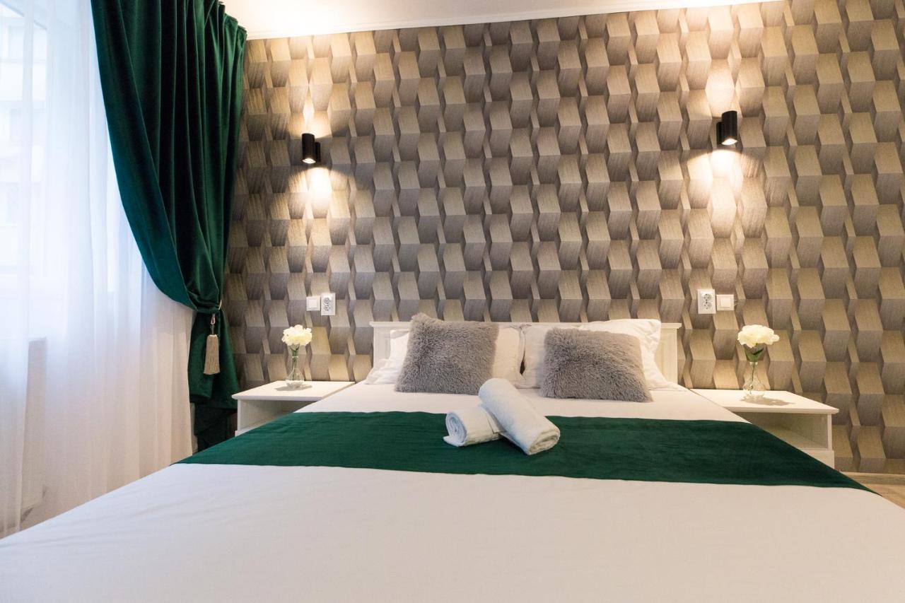 Best Room Букурещ Екстериор снимка